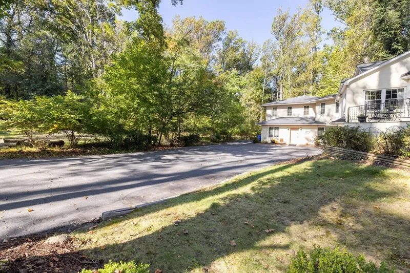 2701 Olney Sandy Spring Road, Olney, MD 20832, Olney, Maryland, United States. - Photo 37