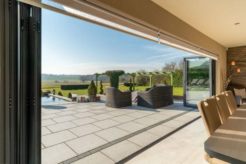 103 London Road, Ongar, Stanford Rivers, England, United Kingdom. - Photo 10