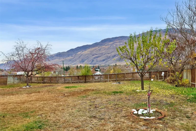 2481 Parkview Drive, Kamloops, British Columbia, Canada. - Photo 39