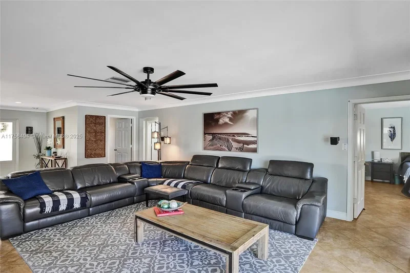 2861 NE 55th Ct, Fort Lauderdale, FL 33308, Fort Lauderdale, Florida, United States. - Photo 24