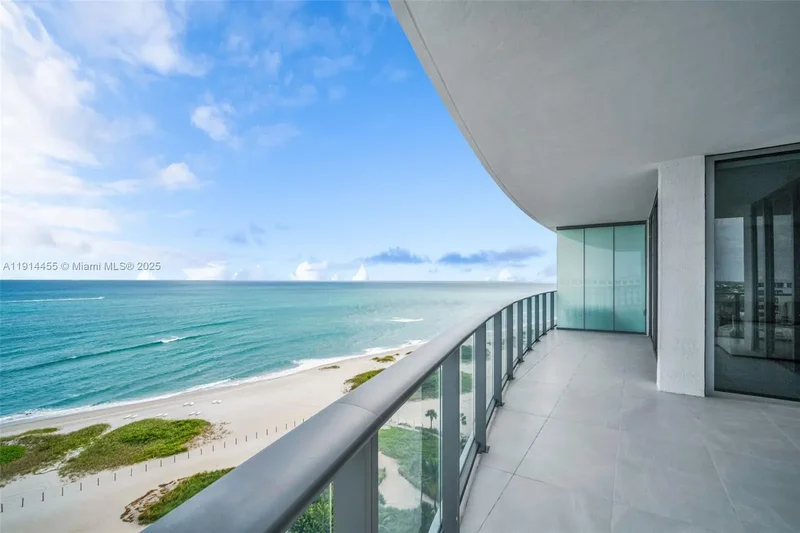 1116 N Ocean Blvd 1106, Hillsboro Beach, Florida, United States. - Photo 21