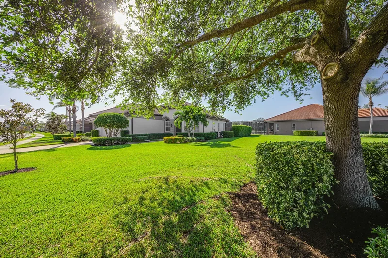6145 Dogleg Drive, Naples, FL 34113, Naples, Florida, United States. - Photo 8