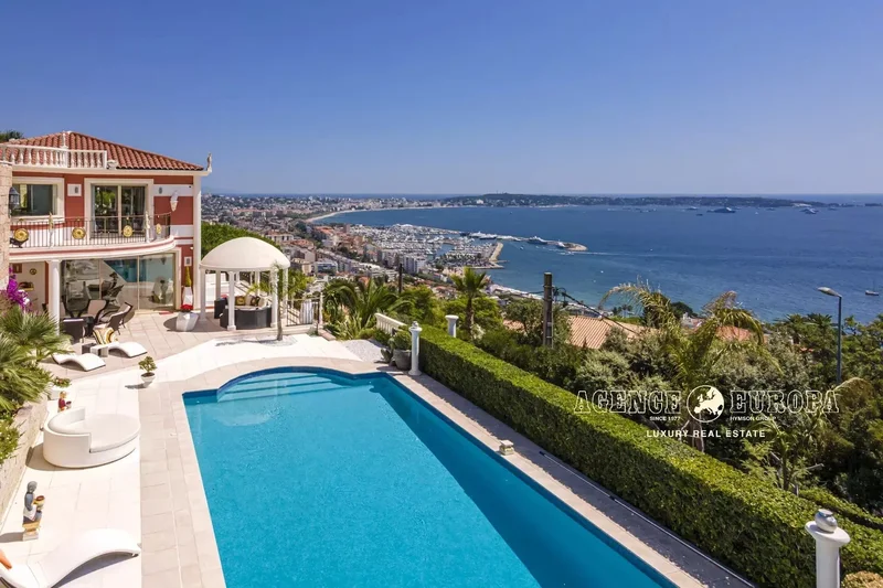 Cannes, Provence-Alpes-Côte d'Azur, France. - Photo 6