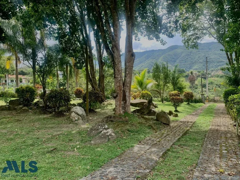 San Jerónimo CARRERA 10 # 10 120, San Jerónimo, Antioquia, Colombia. - Photo 4