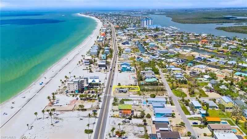 5421 / 5425, Fort Myers Beach, Florida, United States. - Photo 12