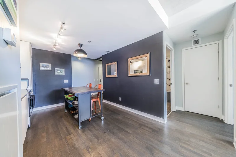 8 Dovercourt Rd  305, Toronto, ON M6J 0B6, Toronto, Ontario, Canada. - Photo 9