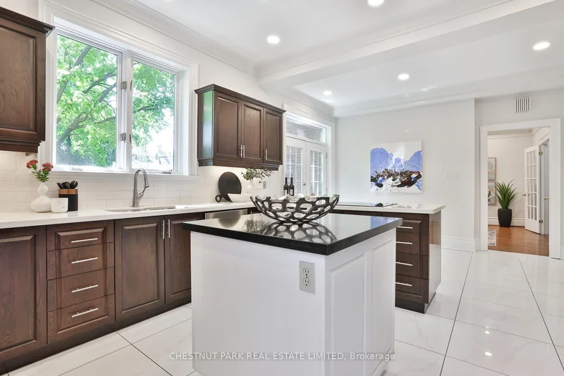 121 Roxborough Drive, Toronto, Ontario, Canada. - Photo 21