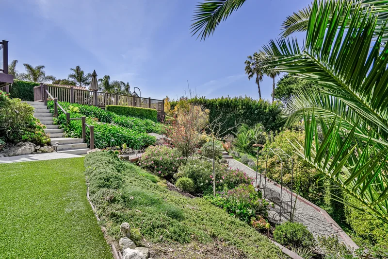 1413 Vía Coronel , Palos Verdes Estates, CA 90274, Rolling Hills Estates, California, United States. - Photo 26