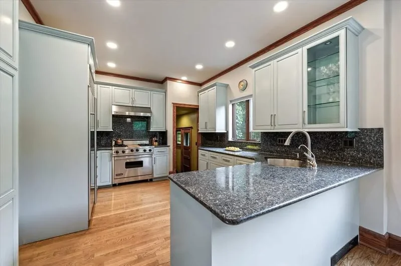 141 Kenilworth Avenue, Kenilworth, IL, 60043, USA, Kenilworth, Illinois, United States. - Photo 17