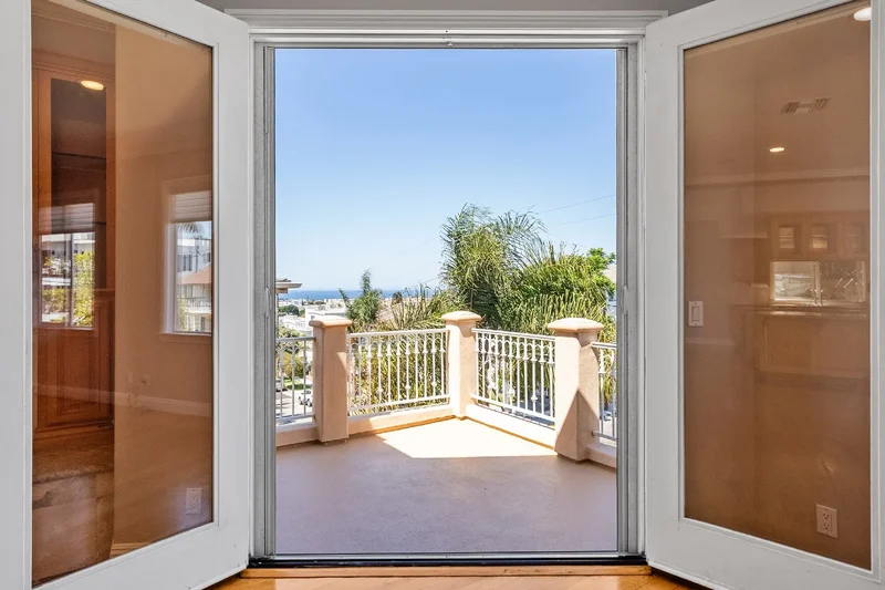 944 5th Street , Hermosa Beach, CA 90254, Hermosa Beach, California, United States. - Photo 46