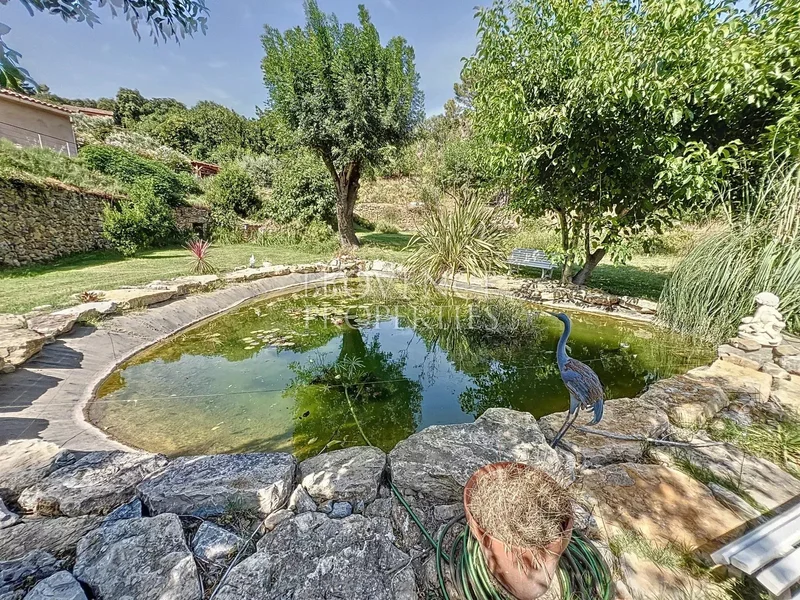 Cotignac, Provence-Alpes-Côte d'Azur, France. - Photo 13