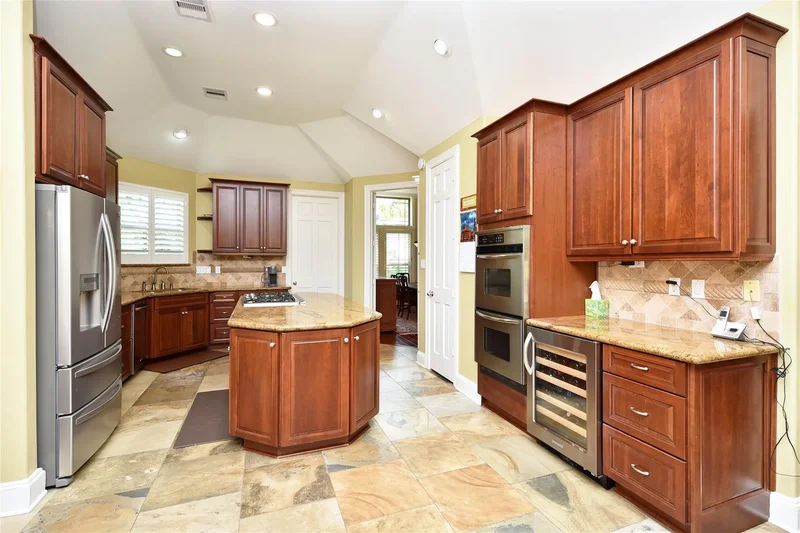 3315 Meadowside Drive, Sugar Land, Texas, United States. - Photo 10