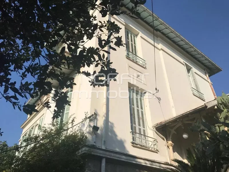 3 Avenue Blasco Ibanez, Menton, Provence-Alpes-Côte d'Azur, France. - Photo 21