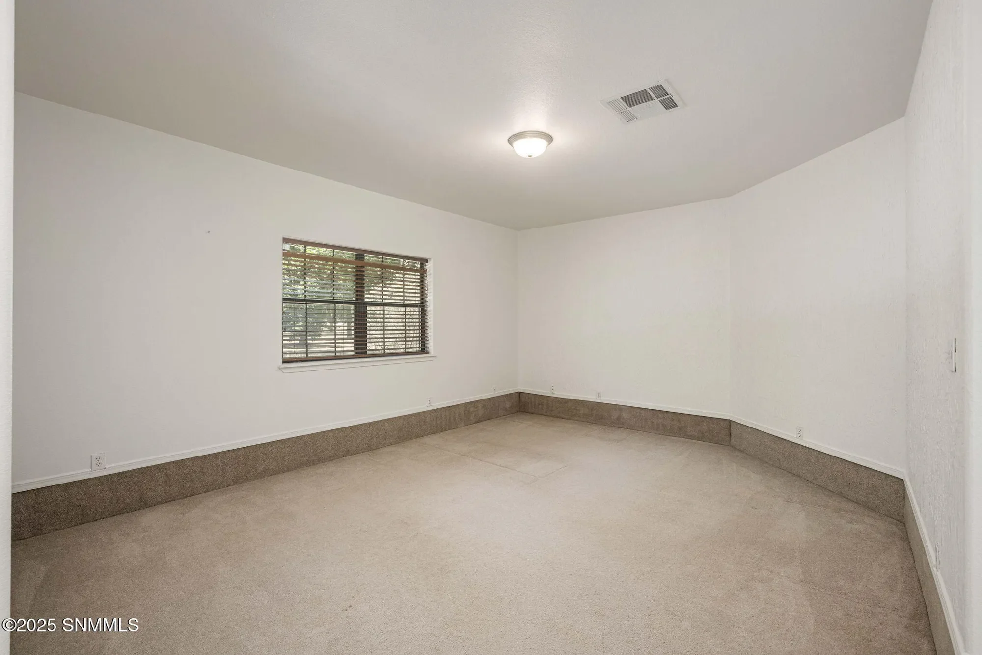 Gallery photo 6