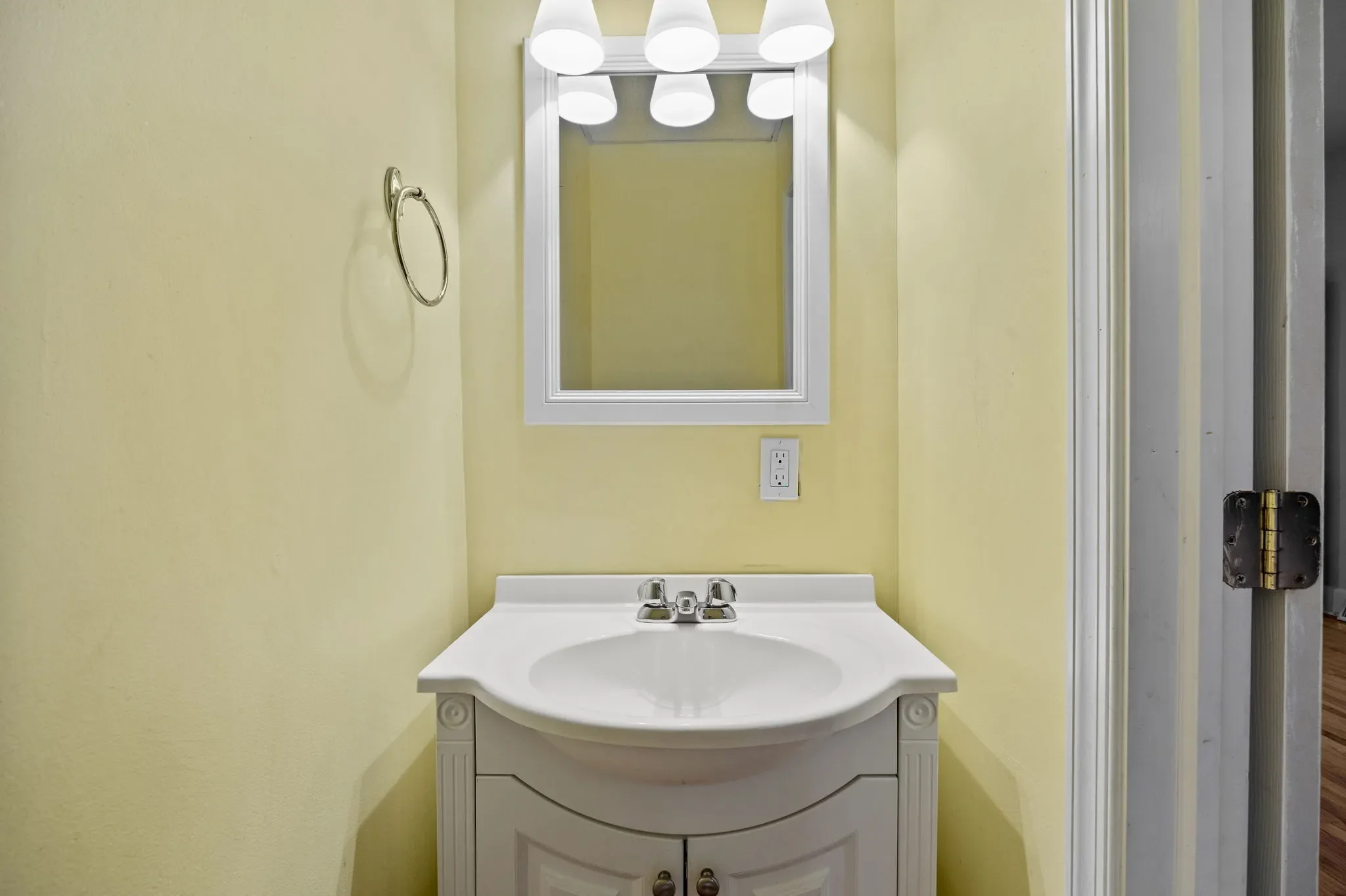 2438 Carpenter Street , Philadelphia, PA 19146, Philadelphia, Pennsylvania, United States. - Photo 10