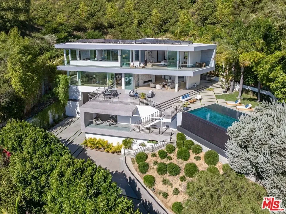 1895 Rising Glen Road, Los Angeles, California, United States. - Hero Image
