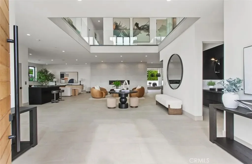 1210 Kings Rd, Newport Beach, California, United States. - Photo 41