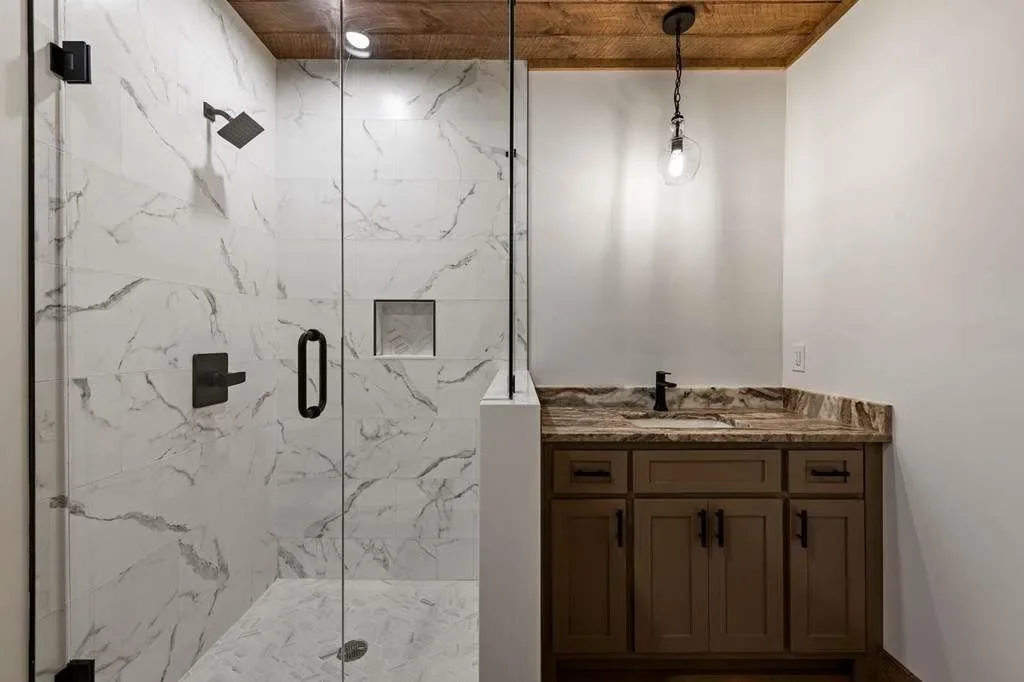 2393 Ada Street, Chicago, Illinois, United States. - Photo 35