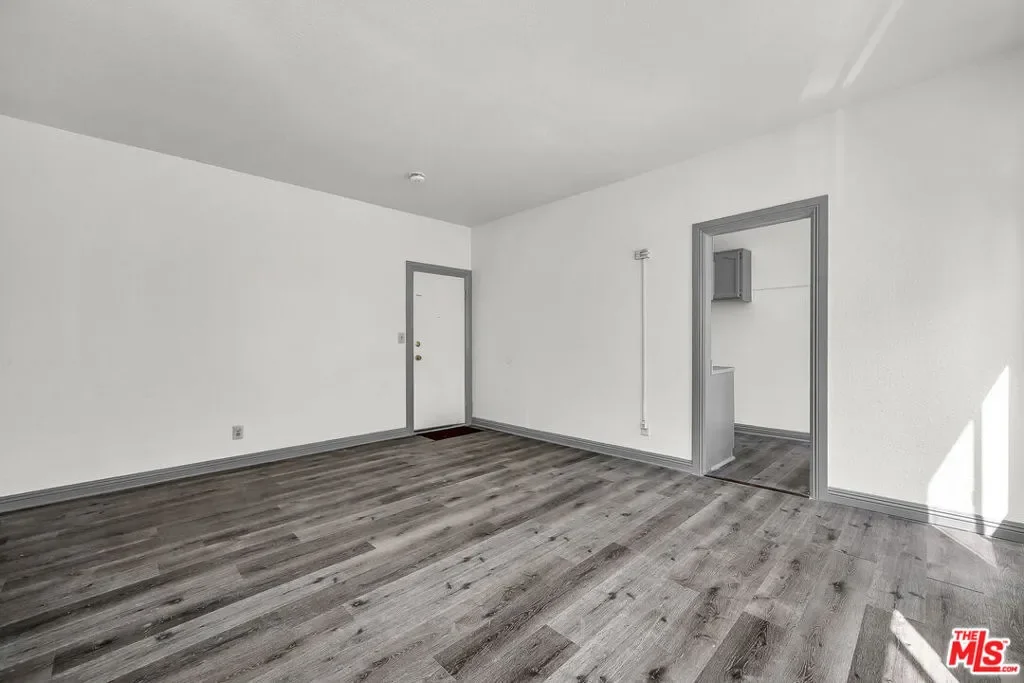 123 S Westmoreland Avenue, Los Angeles, California, United States. - Photo 24
