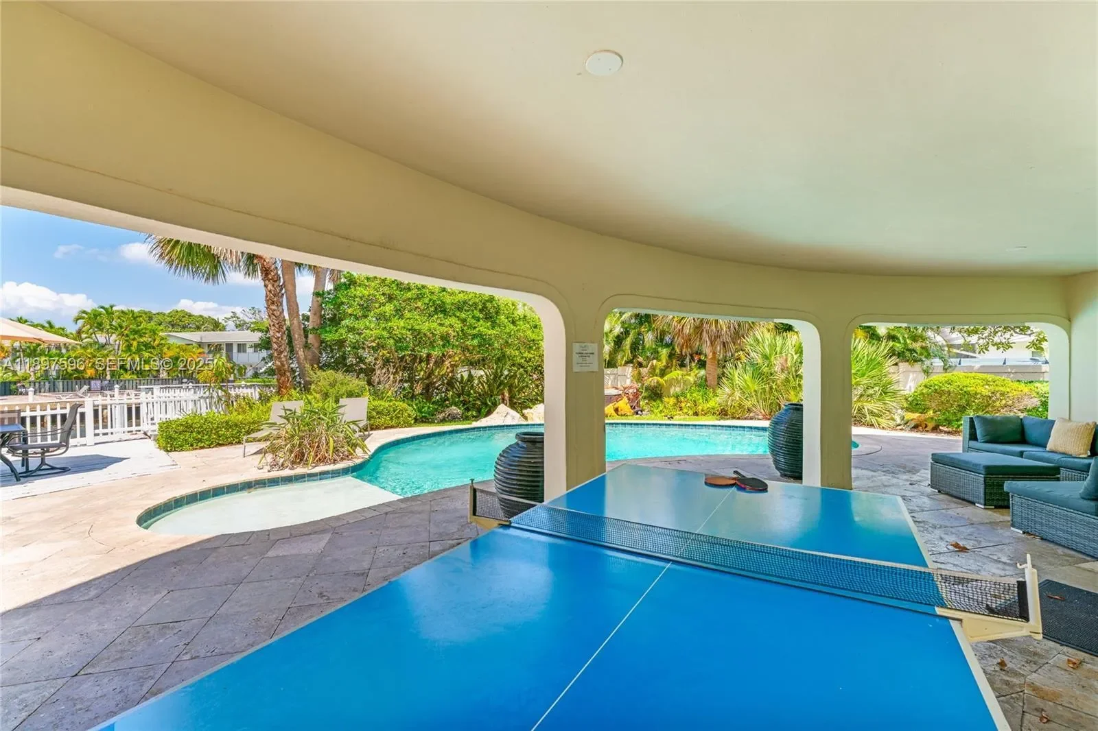 1809 Coral Gardens Dr, Fort Lauderdale, Florida, United States. - Photo 34