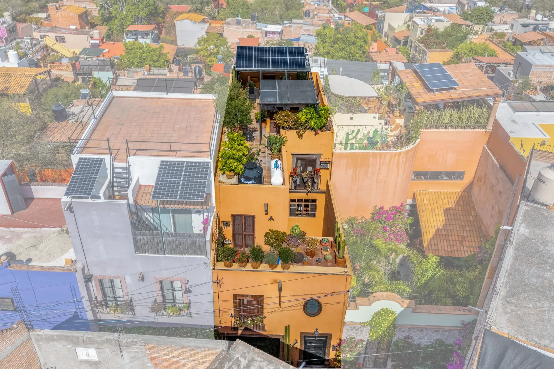 Exterior photo 11