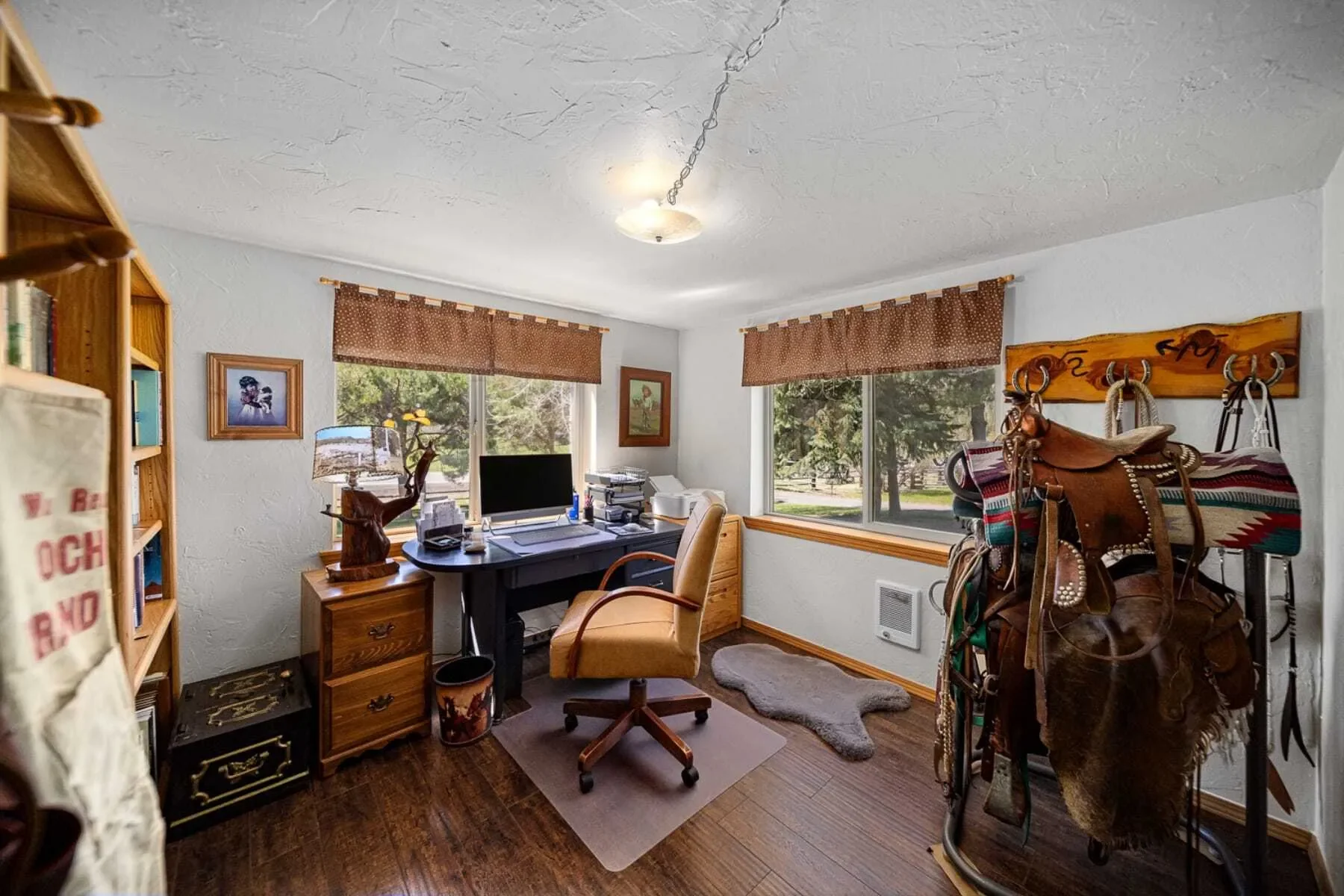 16305 N Ochoco Highway , Prineville, OR 97754, Prineville, Oregon, United States. - Photo 19