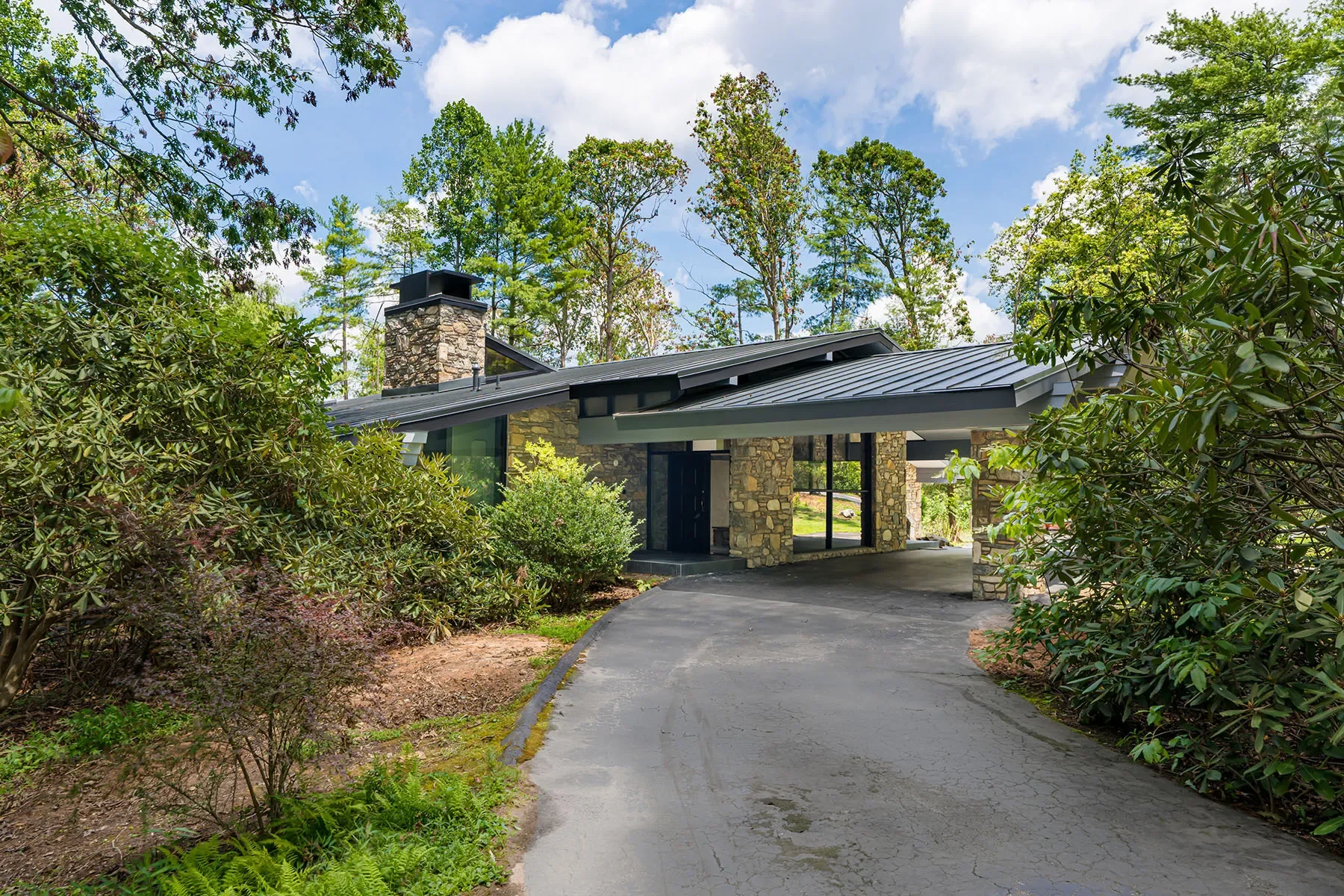 3 Holly Hill Road, Asheville, NC 28803, Asheville, North Carolina, United States. - Photo 30
