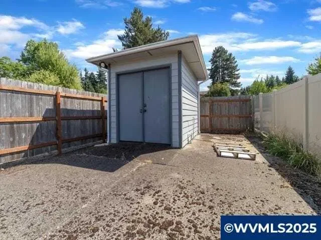 6593 Rippling Brook Dr SE, Salem, Oregon, United States. - Photo 42