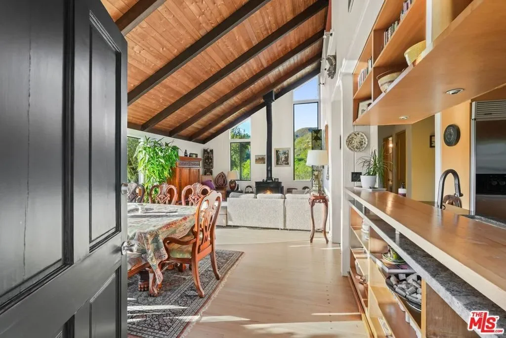 2158 Topanga Skyline Drive, Topanga, California, United States. - Photo 38