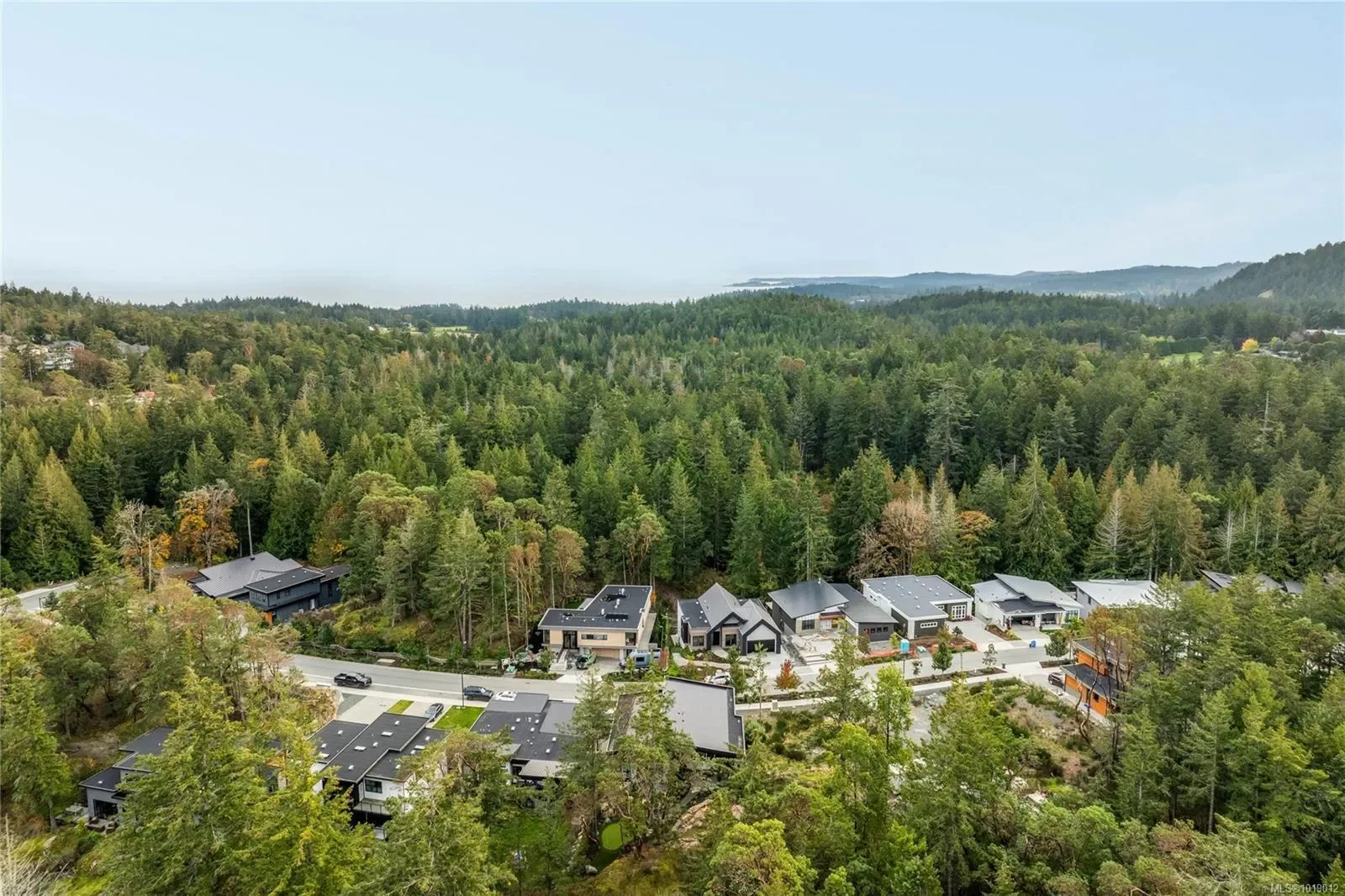 640 Medalist Ave, Colwood, British Columbia, Canada. - Photo 60
