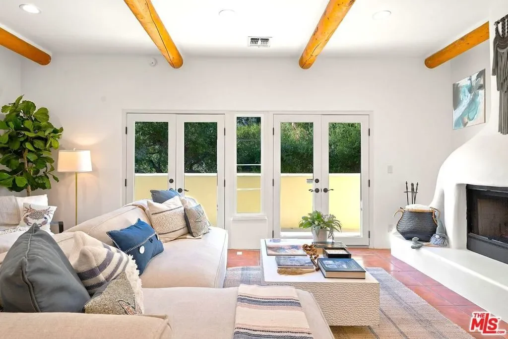 25648 Timpangos Drive, Hidden Hills, California, United States. - Photo 39