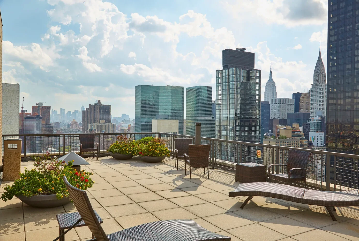 870 United Nations Plaza                                     #37/38A, New York, New York, United States. - Photo 15