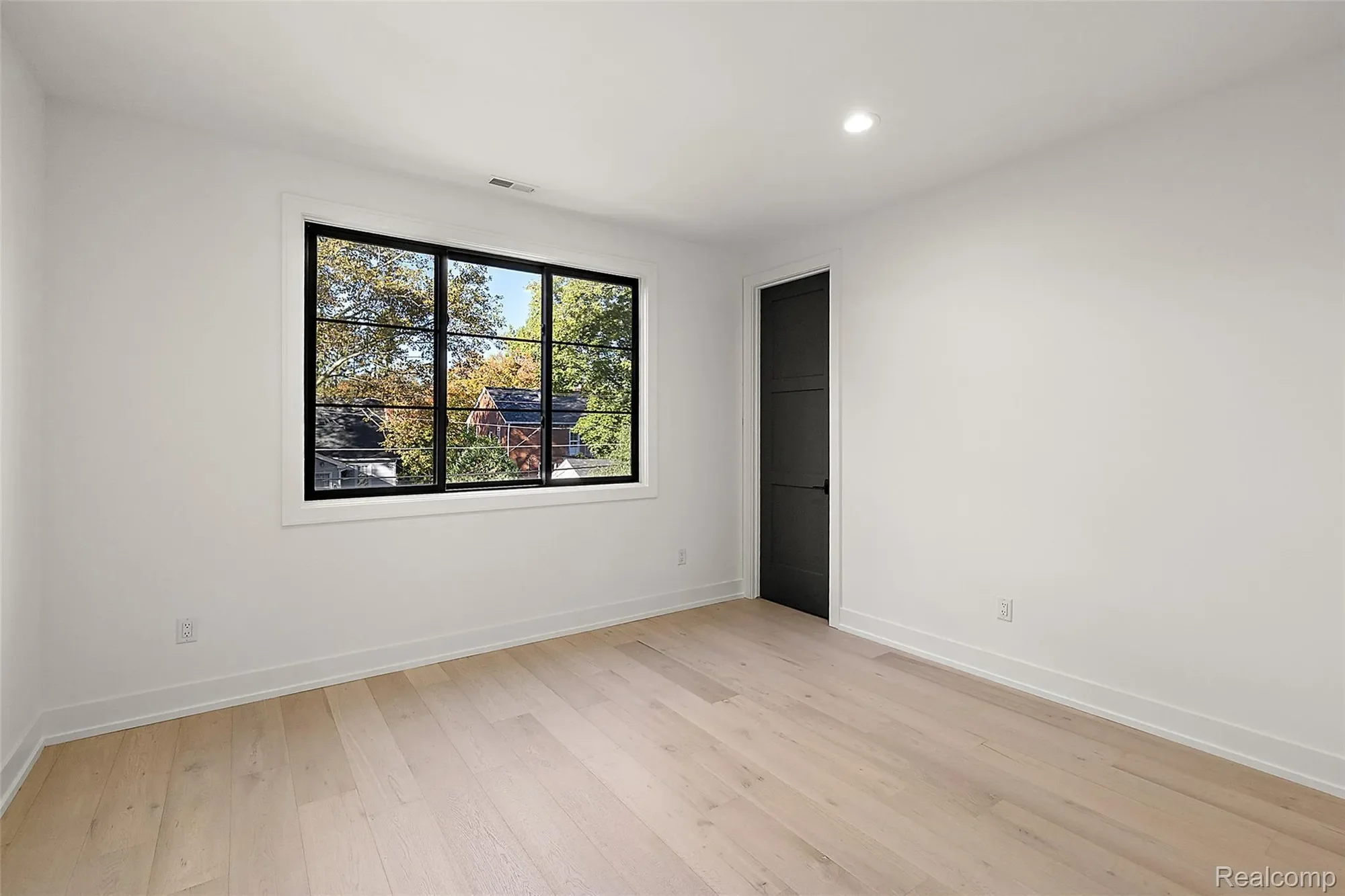 1673 HAZEL Street, Birmingham, MI 48009, Birmingham, Michigan, United States. - Photo 10