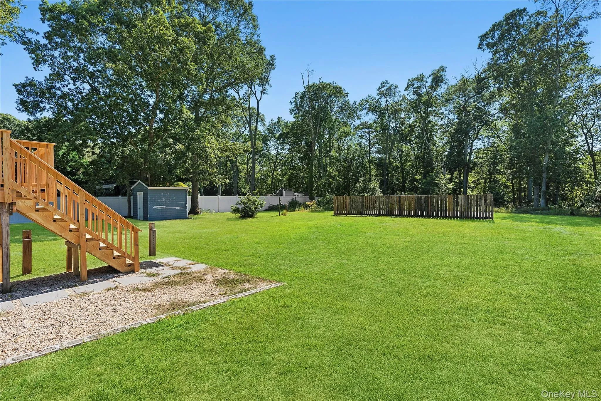 133 Trout Brook Lane, Aquebogue, New York, United States. - Photo 12