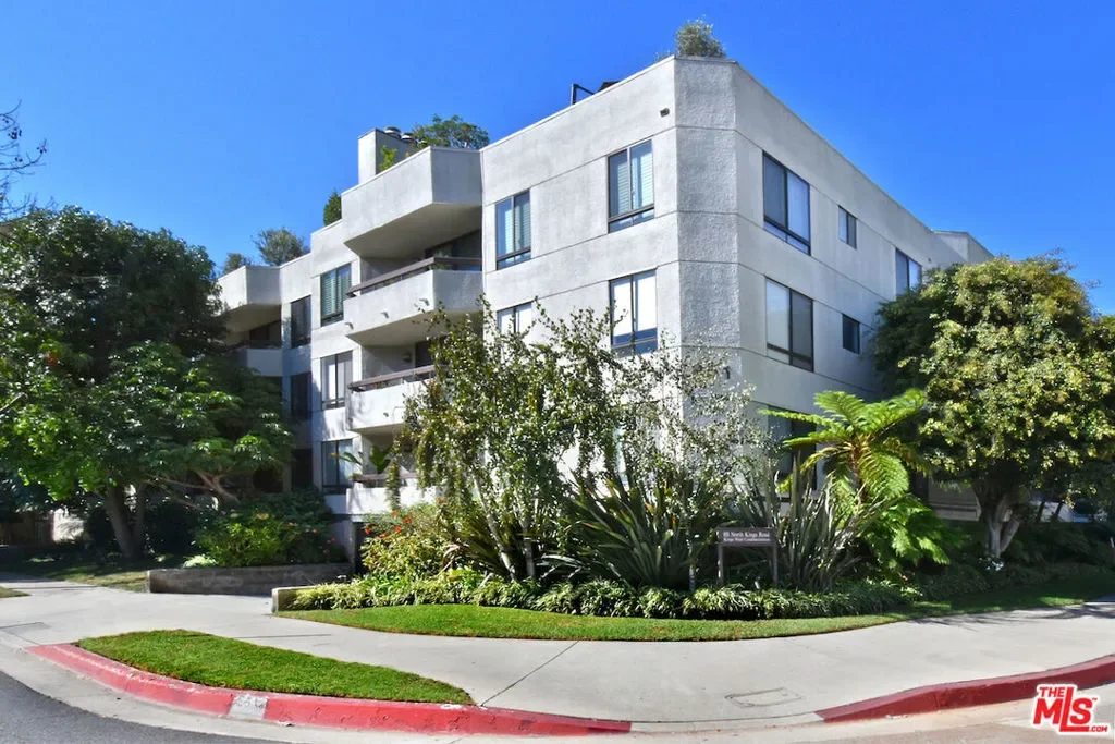 851 N Kings Road 310, Los Angeles, California, United States. - Photo 26