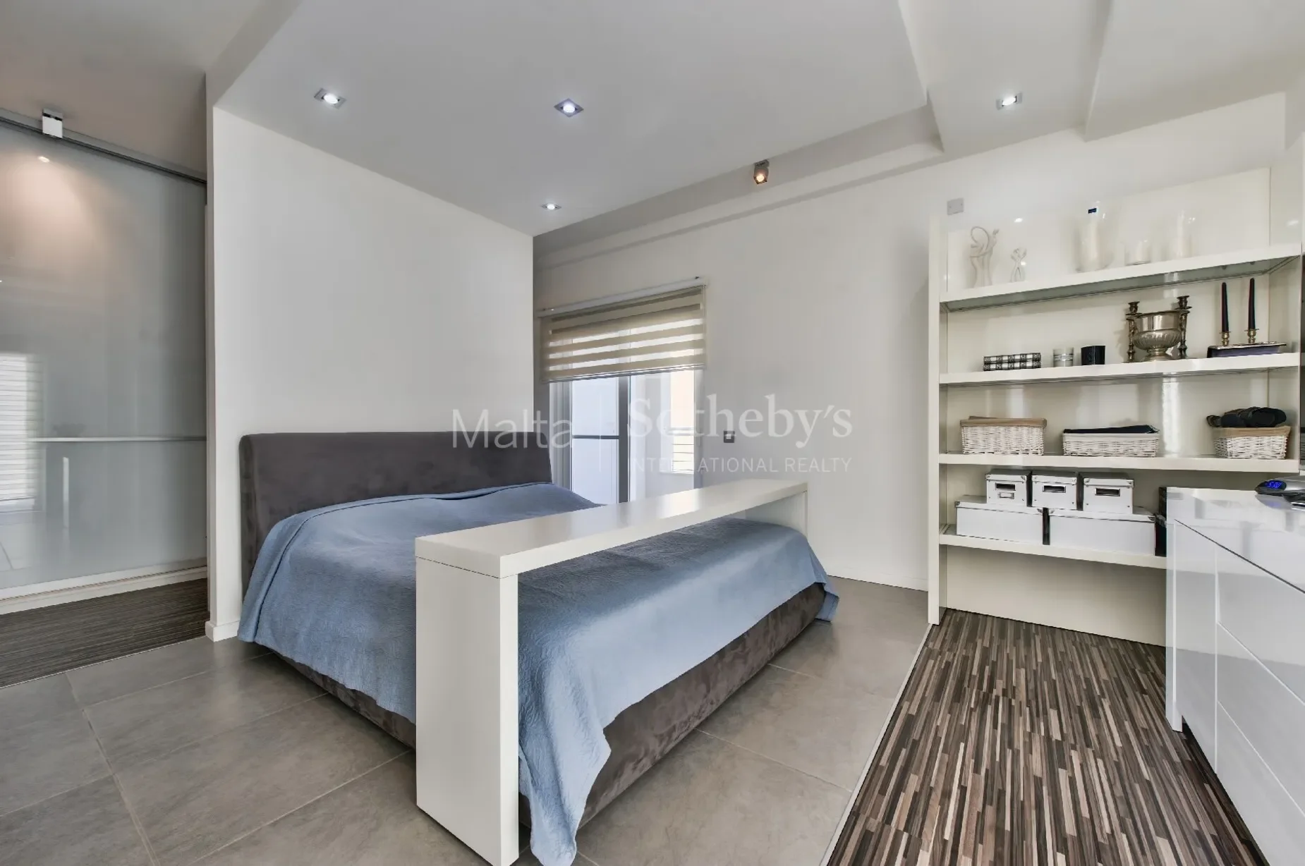 Gallery photo 10