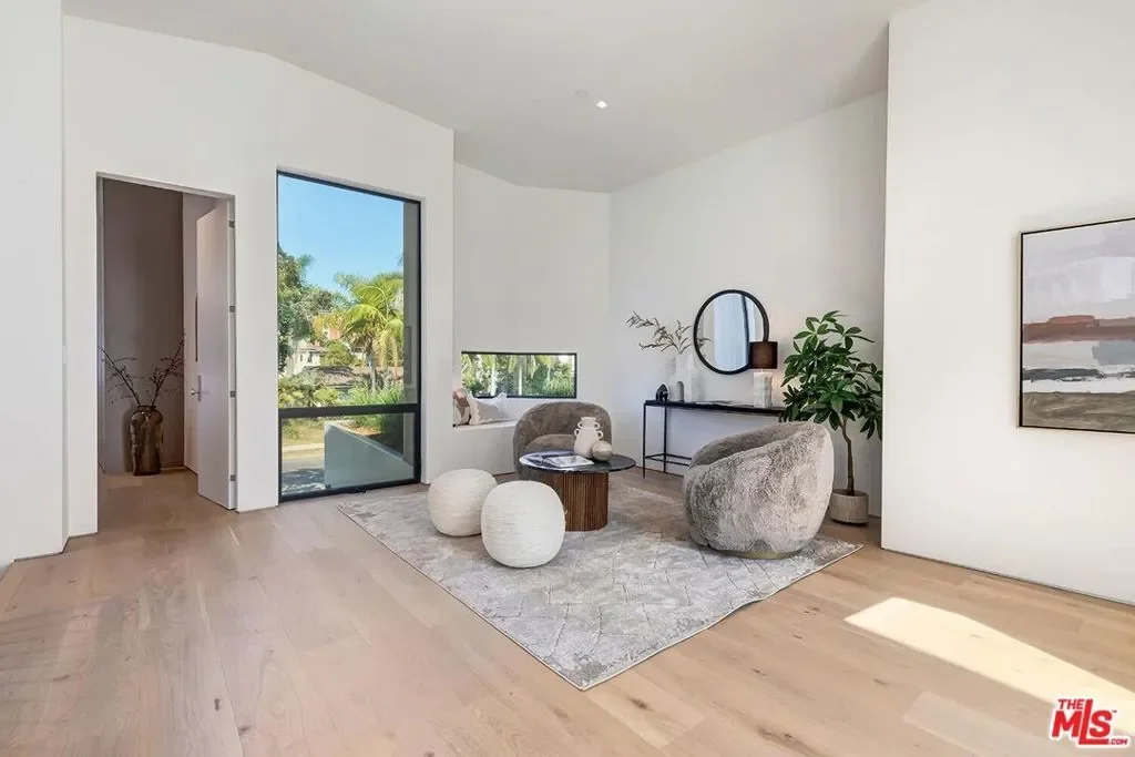 2831 Malcolm Avenue, Los Angeles, California, United States. - Photo 36