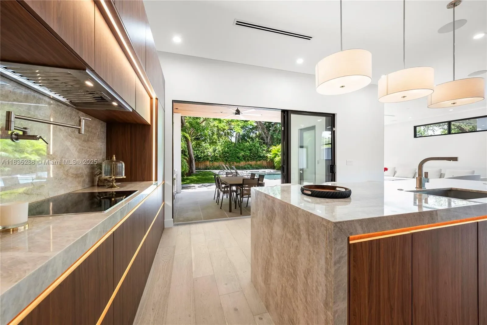 260 NW 47th St, Miami, Florida, United States. - Photo 21