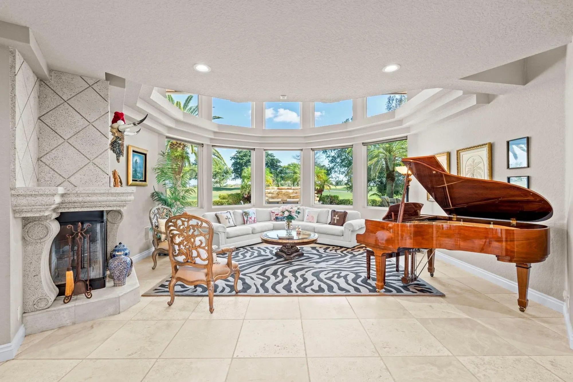 Gallery photo 2