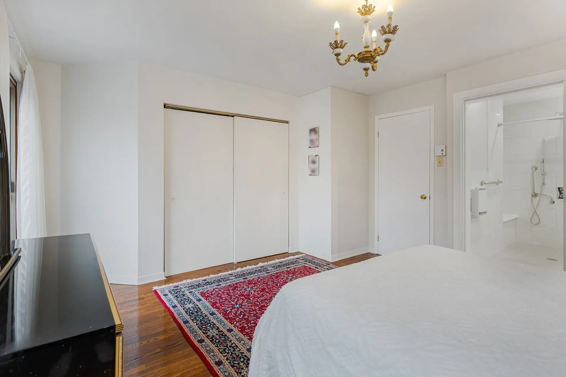 Gallery photo 12