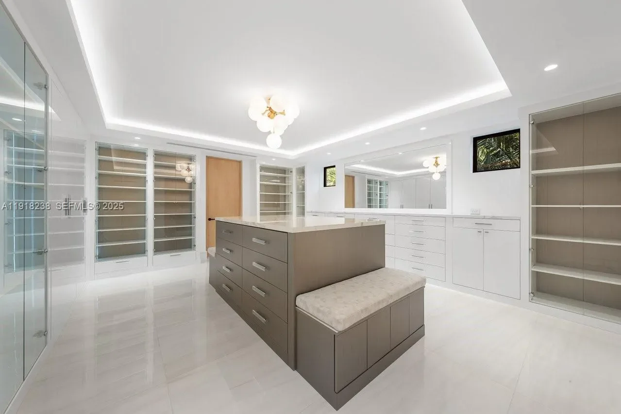 1107 Hillsboro Mile, Hillsboro Beach, Florida, United States. - Photo 30