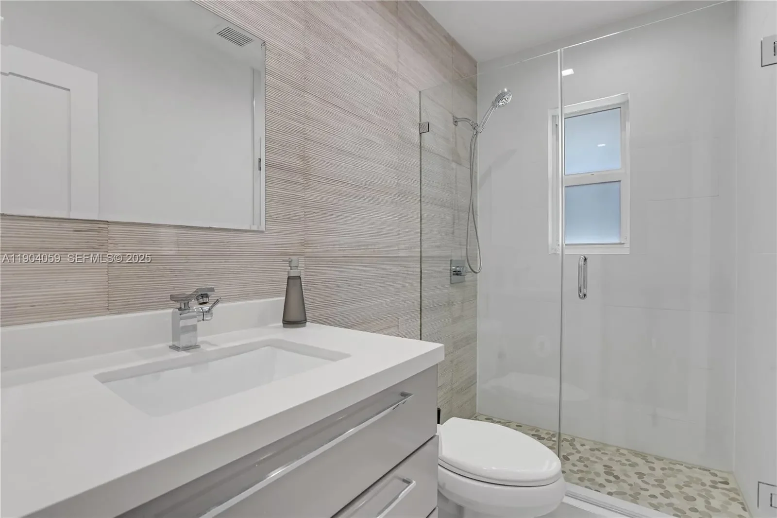 8851 Froude Ave, Bal Harbour, Florida, United States. - Photo 25