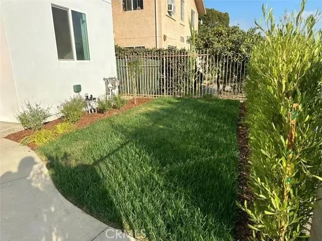 1731 E 69th, Los Angeles, CA 90001, Los Angeles, California, United States. - Photo 19