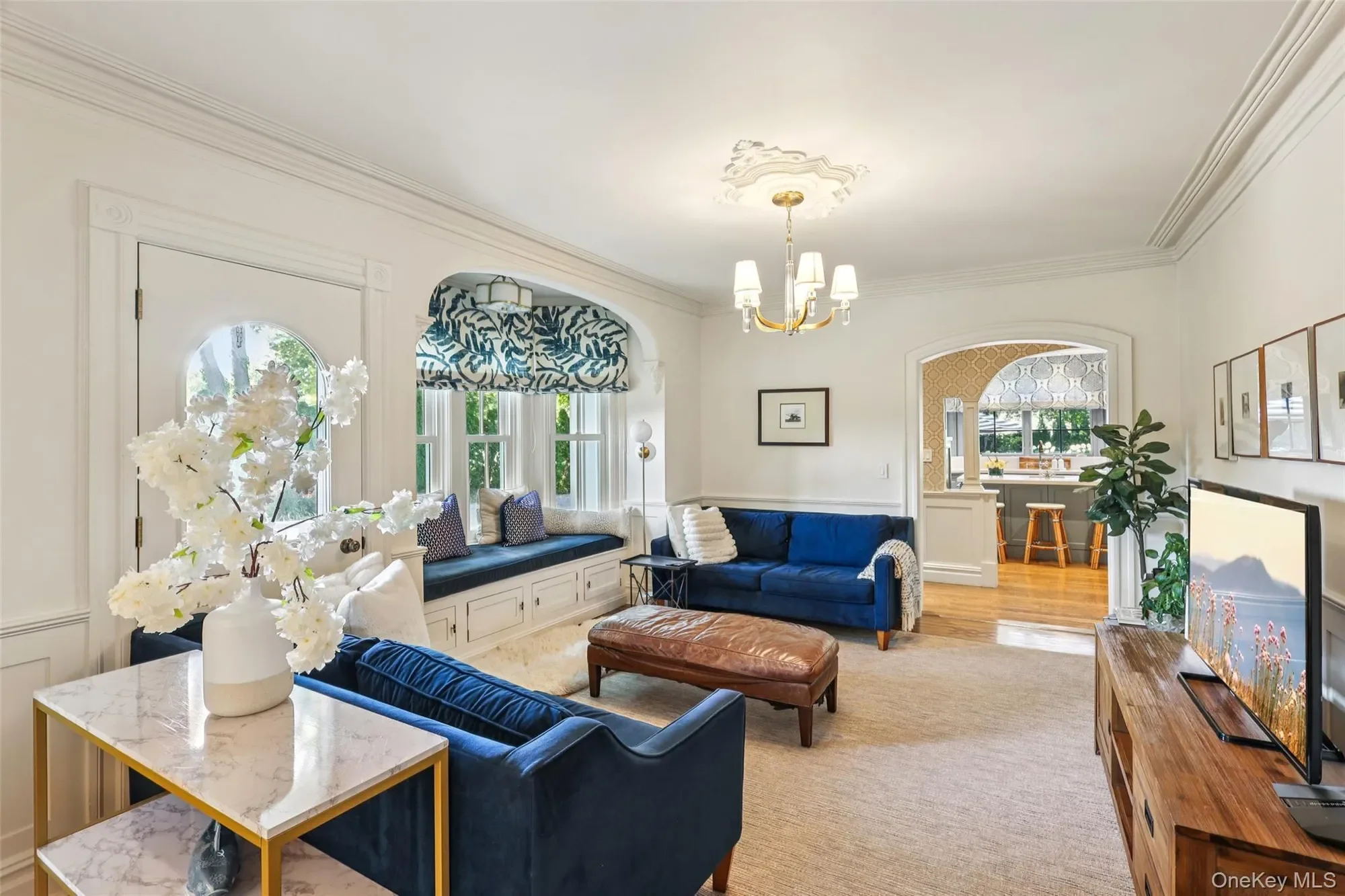 19 E Williston Avenue , East Williston, NY 11596, East Williston, New York, United States. - Photo 9