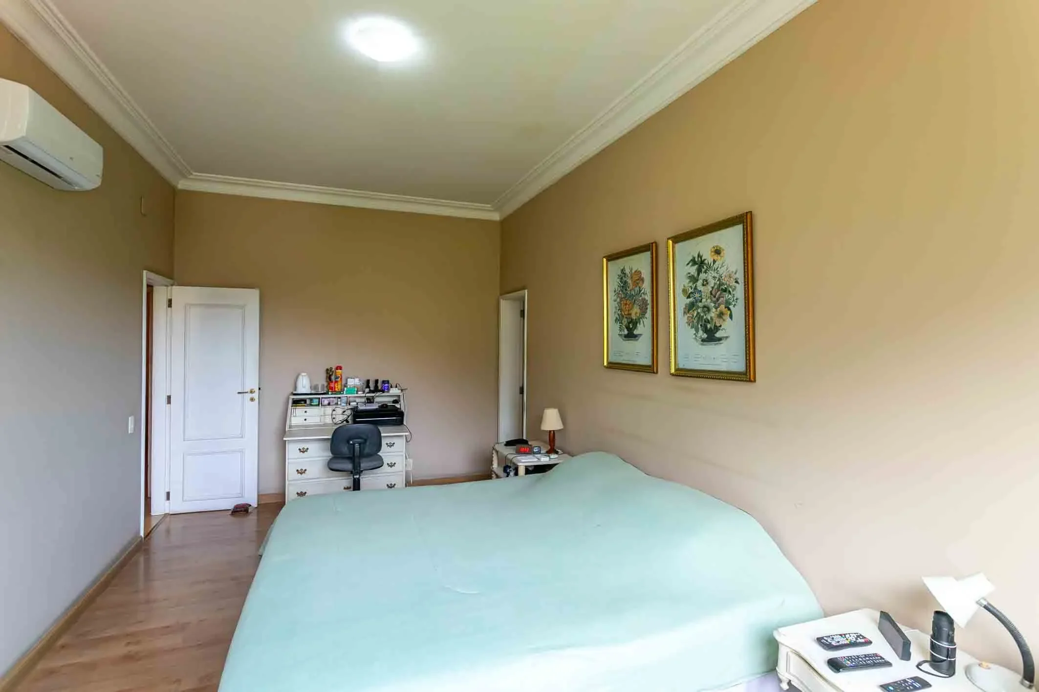 Gallery photo 8