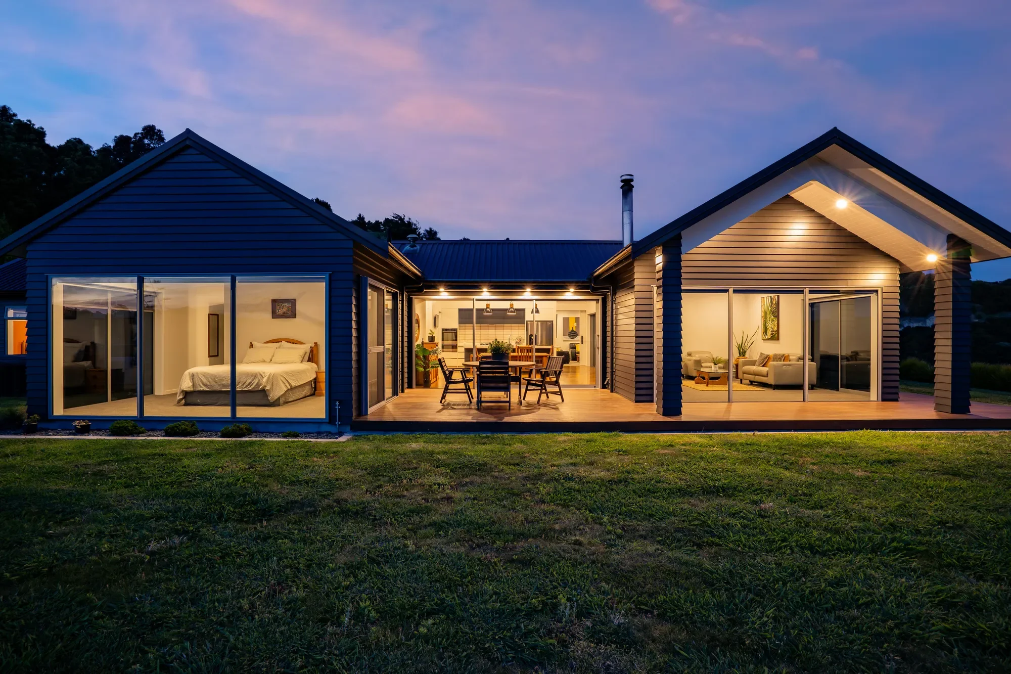 Exterior photo 6