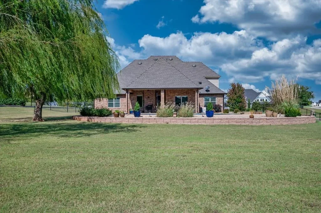 1582 High Ridge Drive, Blanchard, OK 73010, Blanchard, Oklahoma, United States. - Photo 3