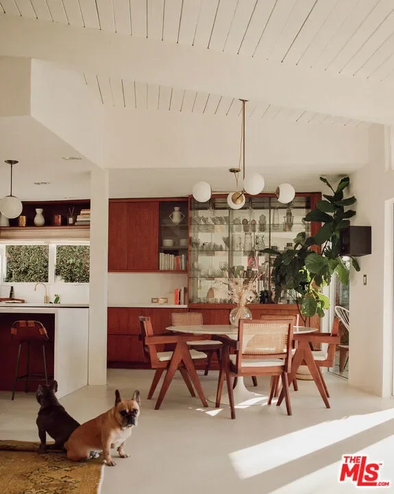 2102 Ridgemont Drive, Los Angeles, California, United States. - Photo 3