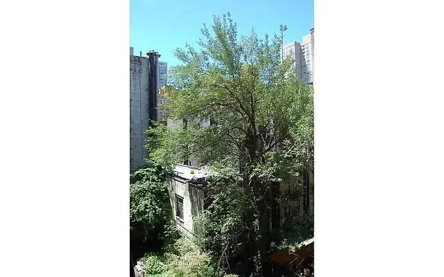 East End River House, 50 E END AVE, New York, New York, United States. - Photo 5