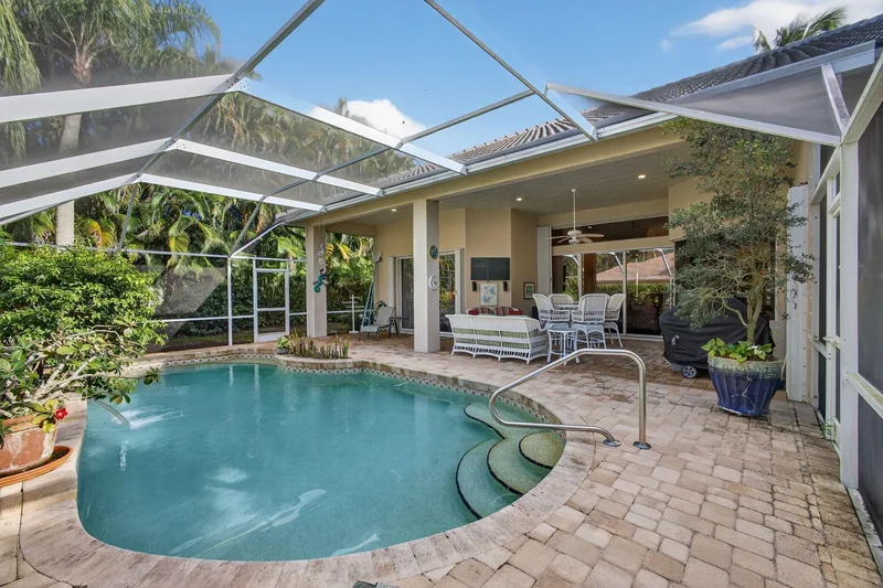 9923 SE Oak Tree Terrace, Tequesta, Florida, United States. - Photo 64